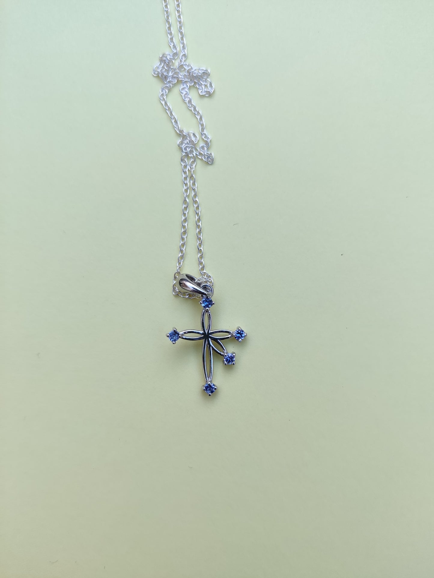 Tanzanite Southern Cross Pendant with chain (0.2 ct)