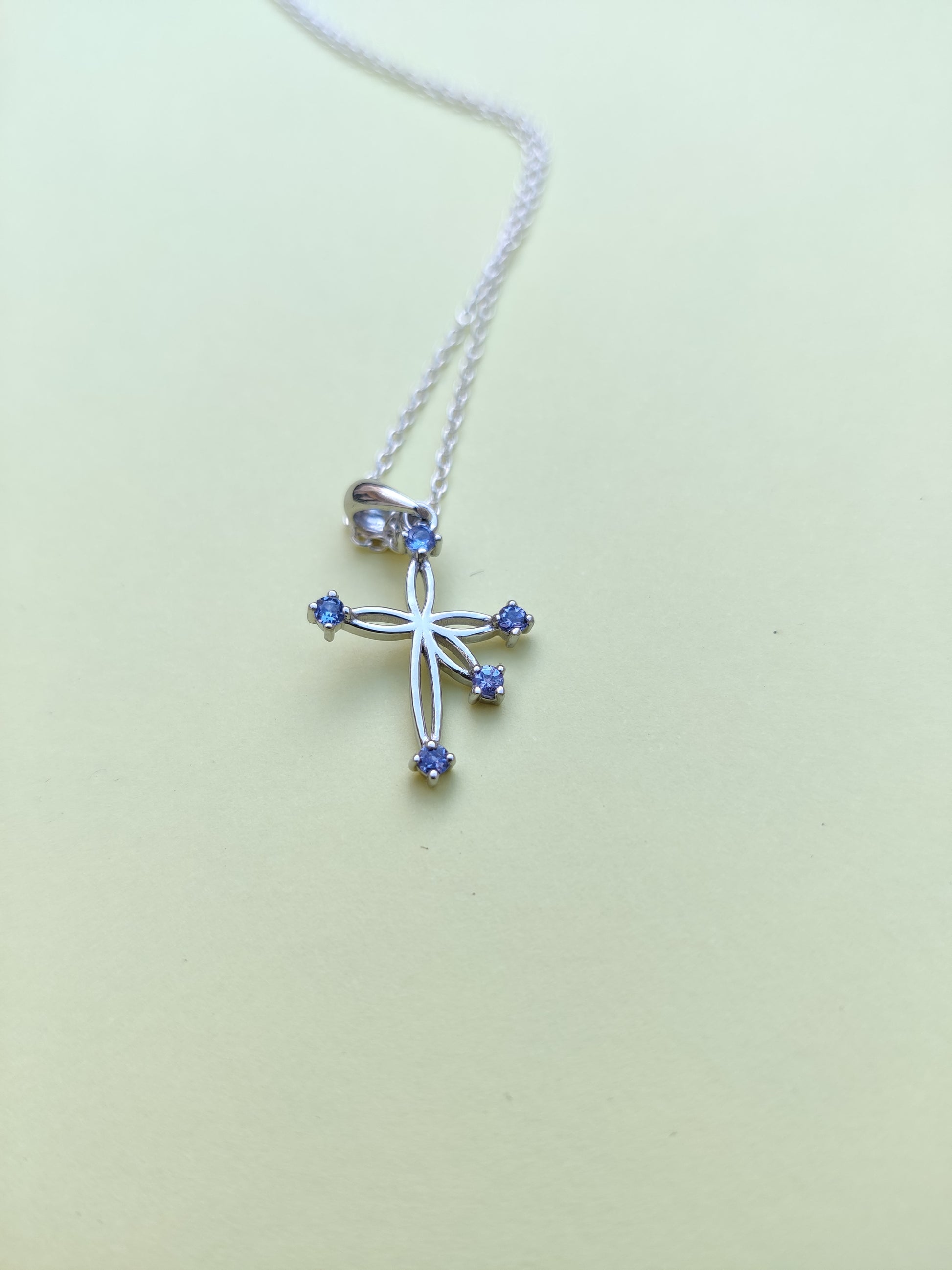 Tanzanite Southern Cross Pendant with chain_0.2ct