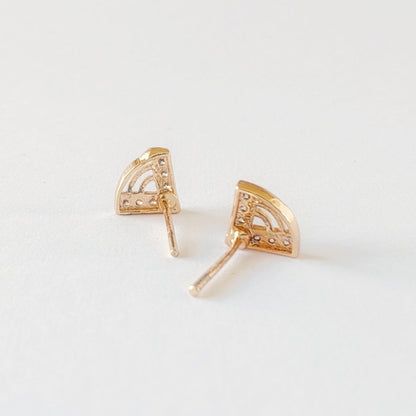 v shaped rose gold earrings with cubic zirconia (back)